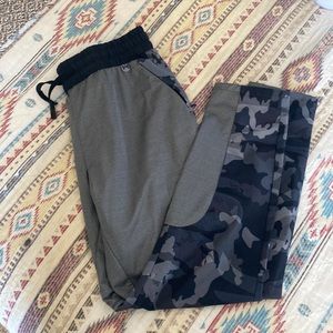 Under armour Gortex joggers